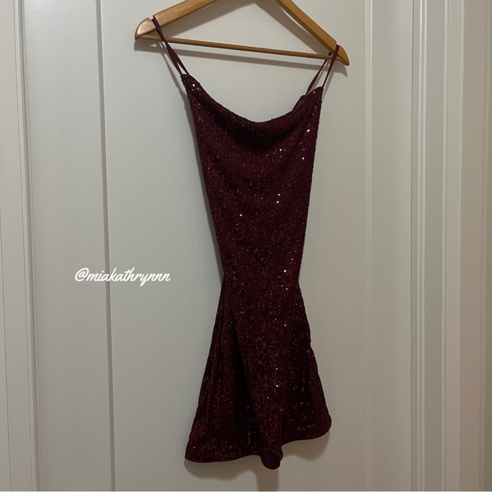 SIDEFEEL - Square Neck - Sequin Spaghetti Strap Backless Bodycon Mini Dresses